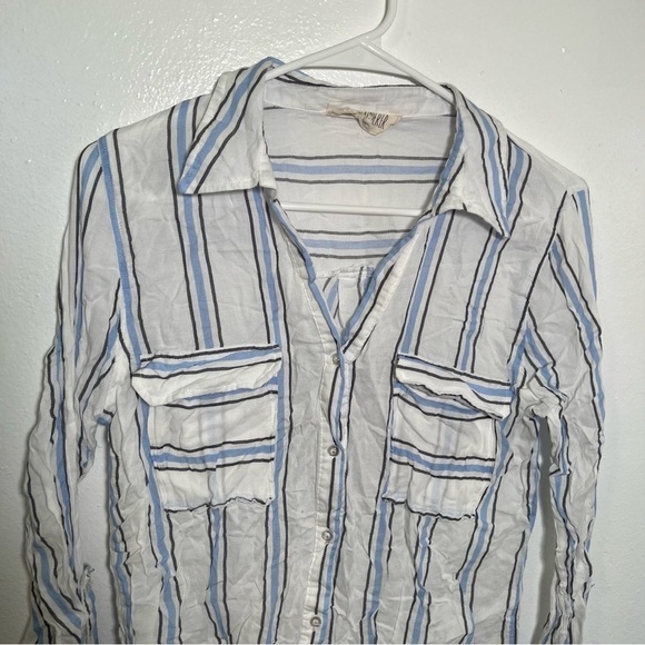 Sweet Wanderer Button Down Blouse White Stripes - Picture 2 of 10